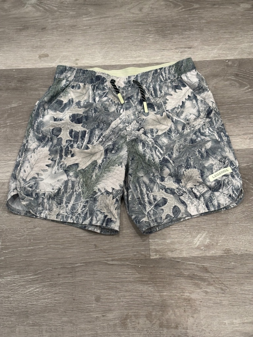 Legends Luka HD Mesh Ice Floral Shorts Mens XL 5" Linerless Performance Gym